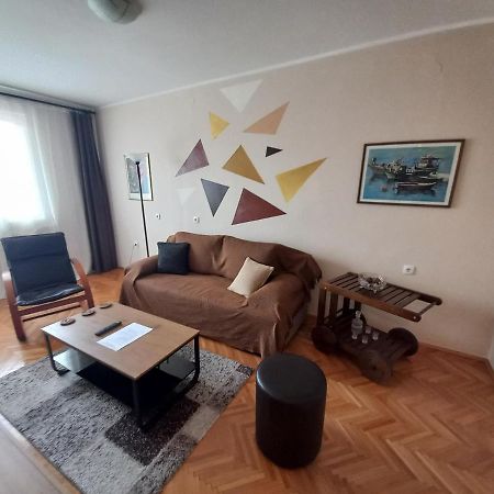 Lagumska Apartment Zemun Екстериор снимка